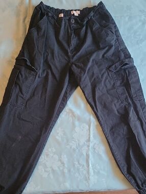 Aeropostale Black Women's Cargo Joggers